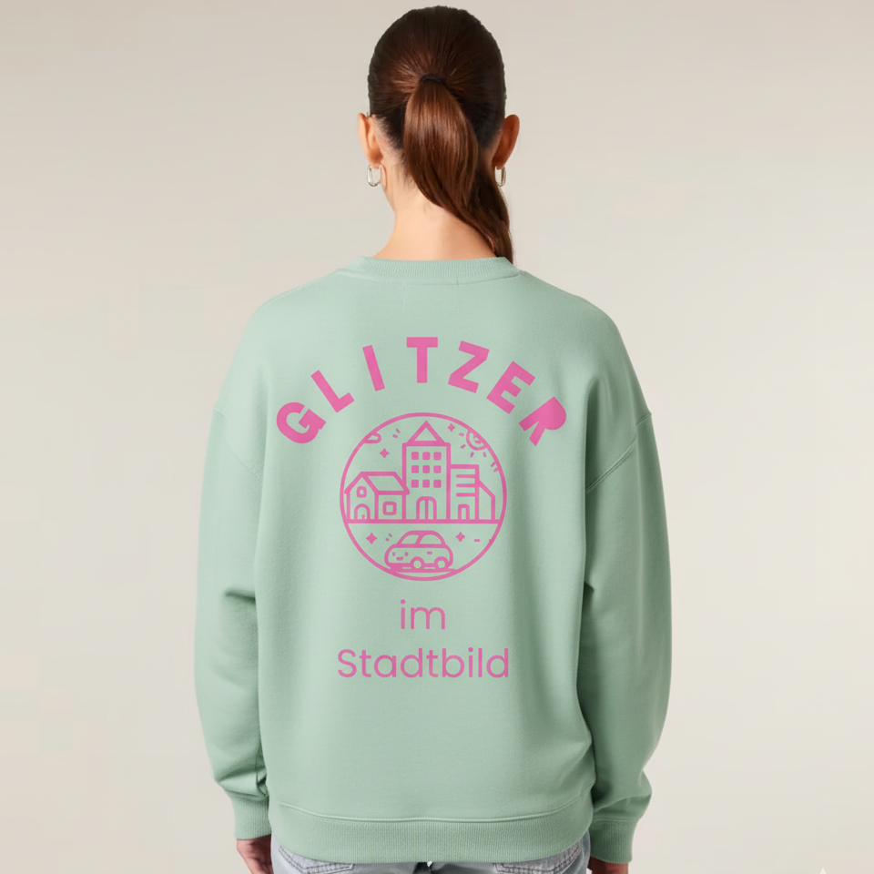 Glitzer Edition“ Print mit Tiny Typo Logo am Ärmel