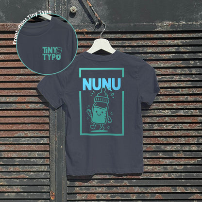 Nunu Nuckelflasche – Bio-Kinder-T-Shirt, nachhaltig & handbedruckt - anthrazit 