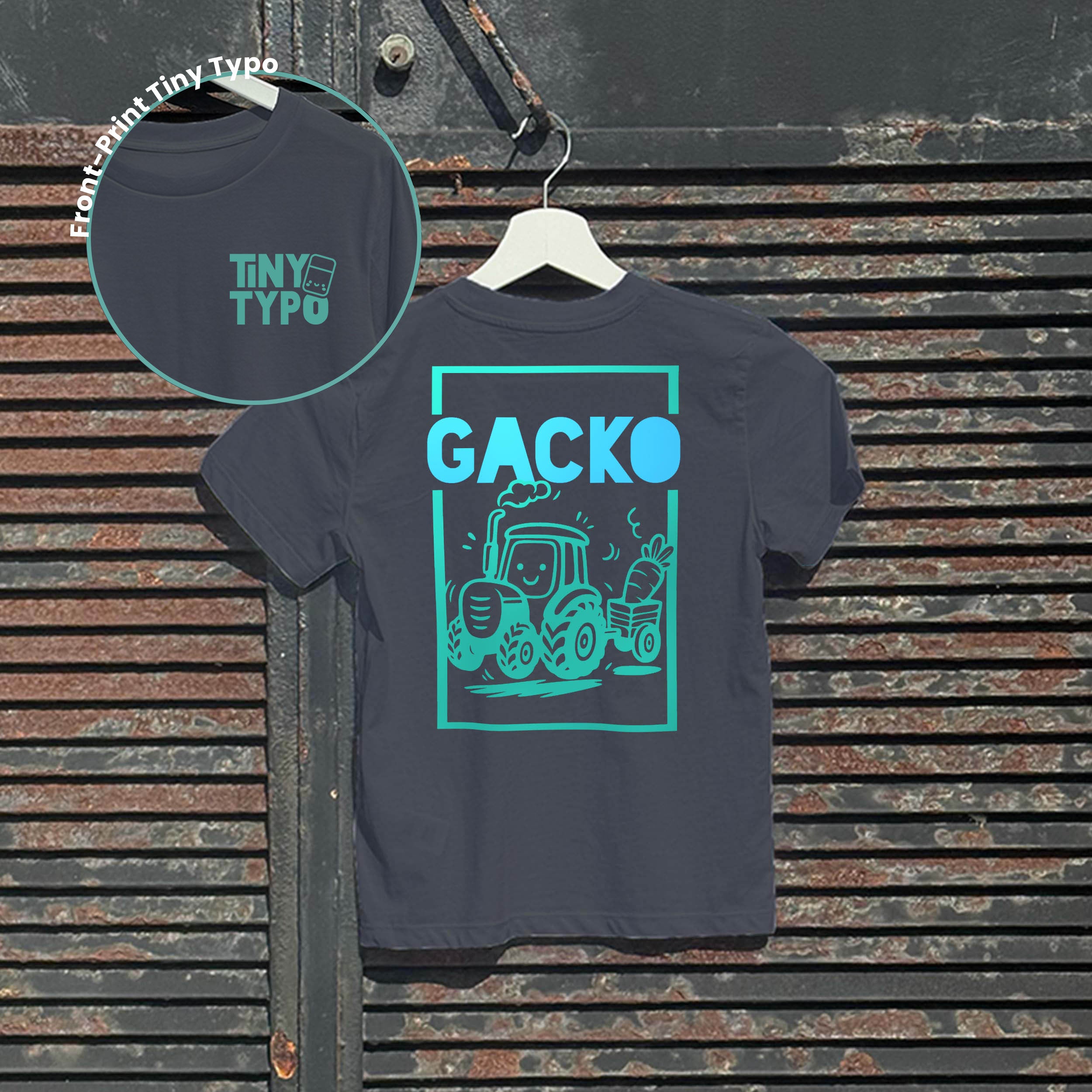 Gacko Traktor Kinder-T-Shirt – Bio, handbedruckt, anthrazit, Tiny Typo