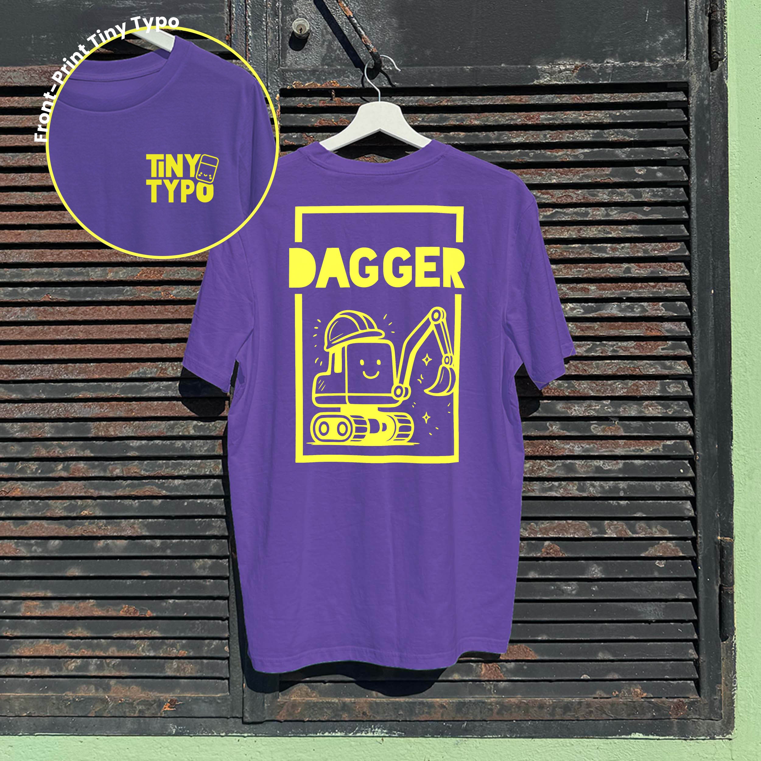 Dagger Bagger Bio-T-Shirt – handbedruckt, nachhaltig, lang und lässig, lila, Tiny Typo