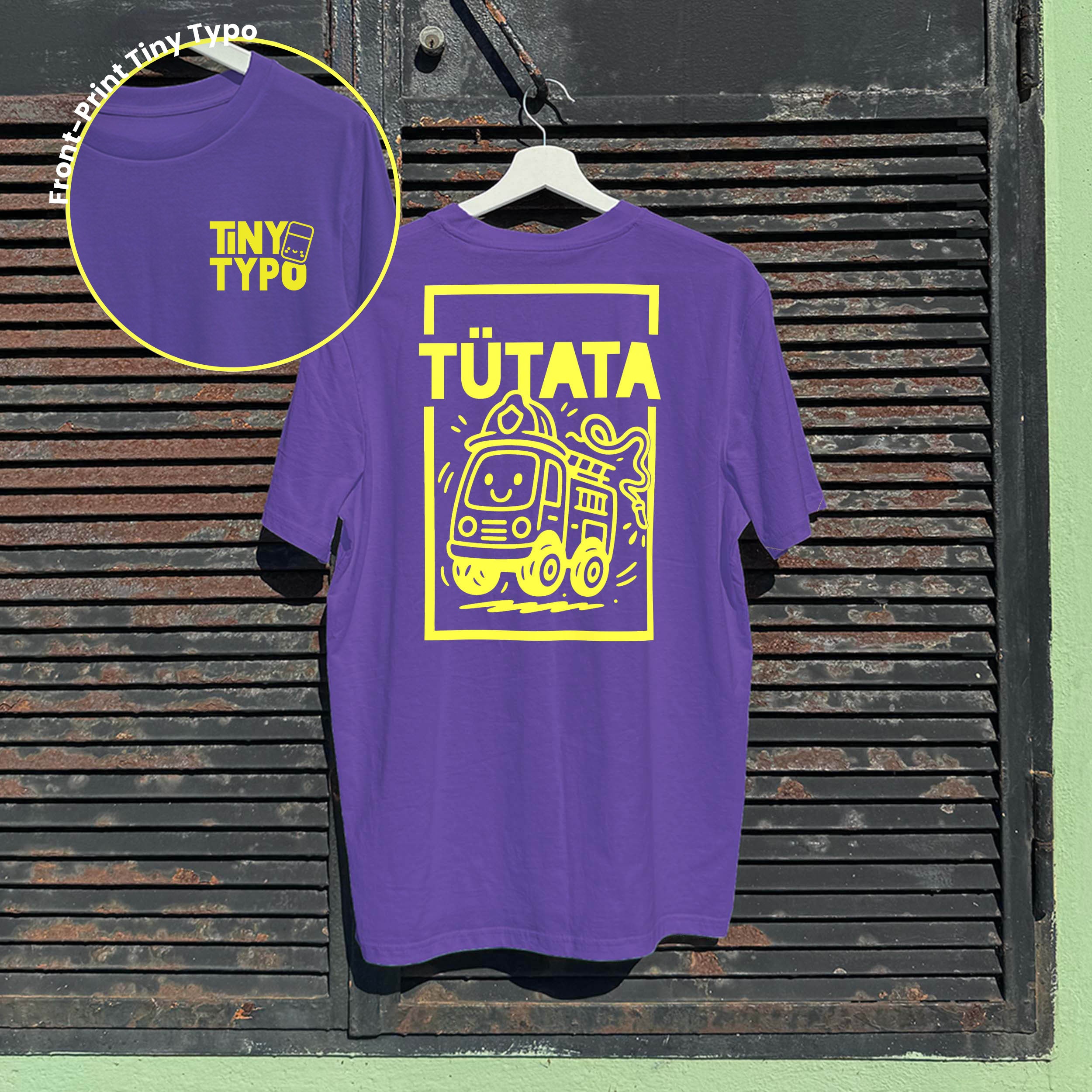Tütata Feuerwehr Bio-T-Shirt – handbedruckt, nachhaltig, lang und lässig, lila, Tiny Typo