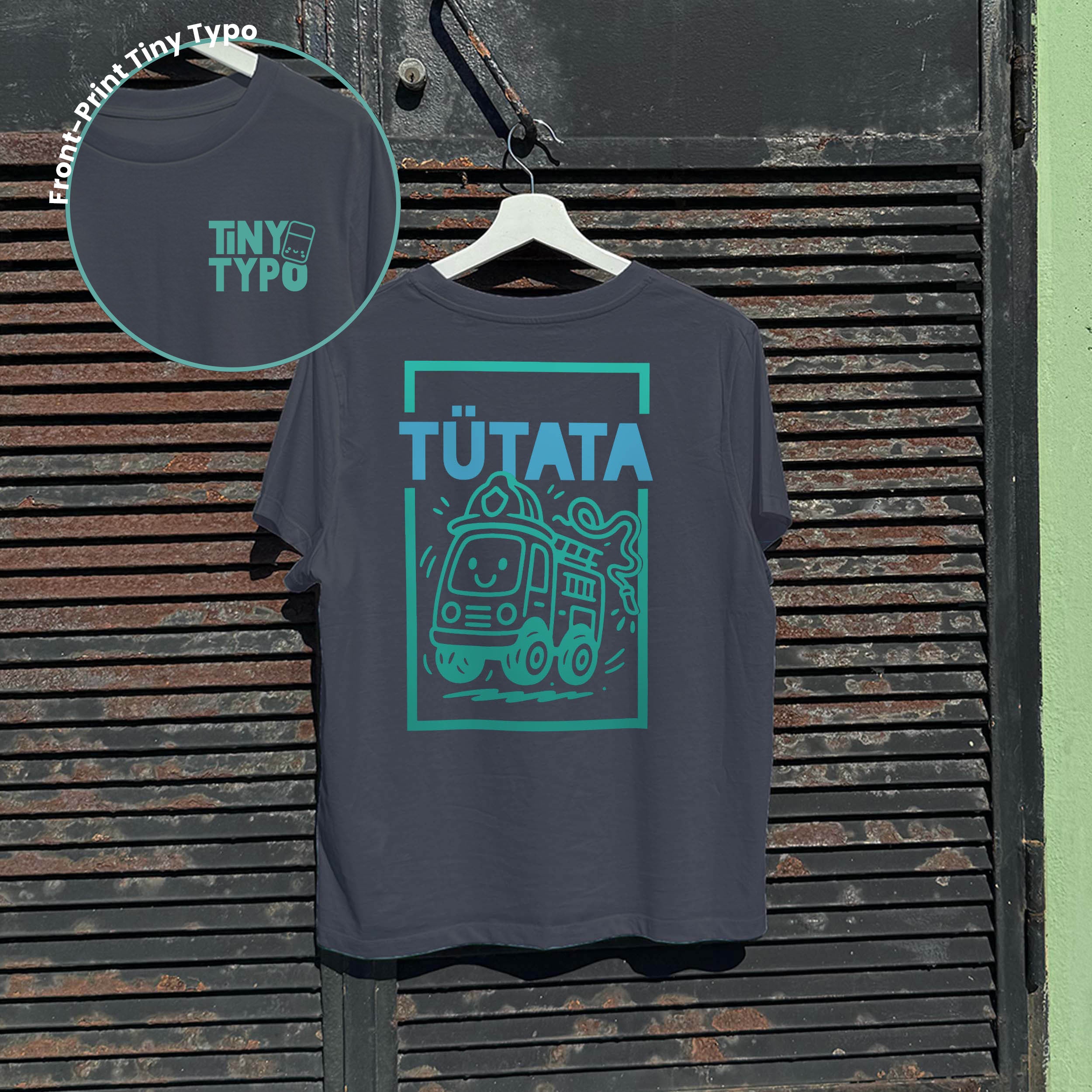 Tütata Feuerwehr Bio-T-Shirt – handbedruckt, nachhaltig, kurz und gut, anthrazit, Tiny Typo