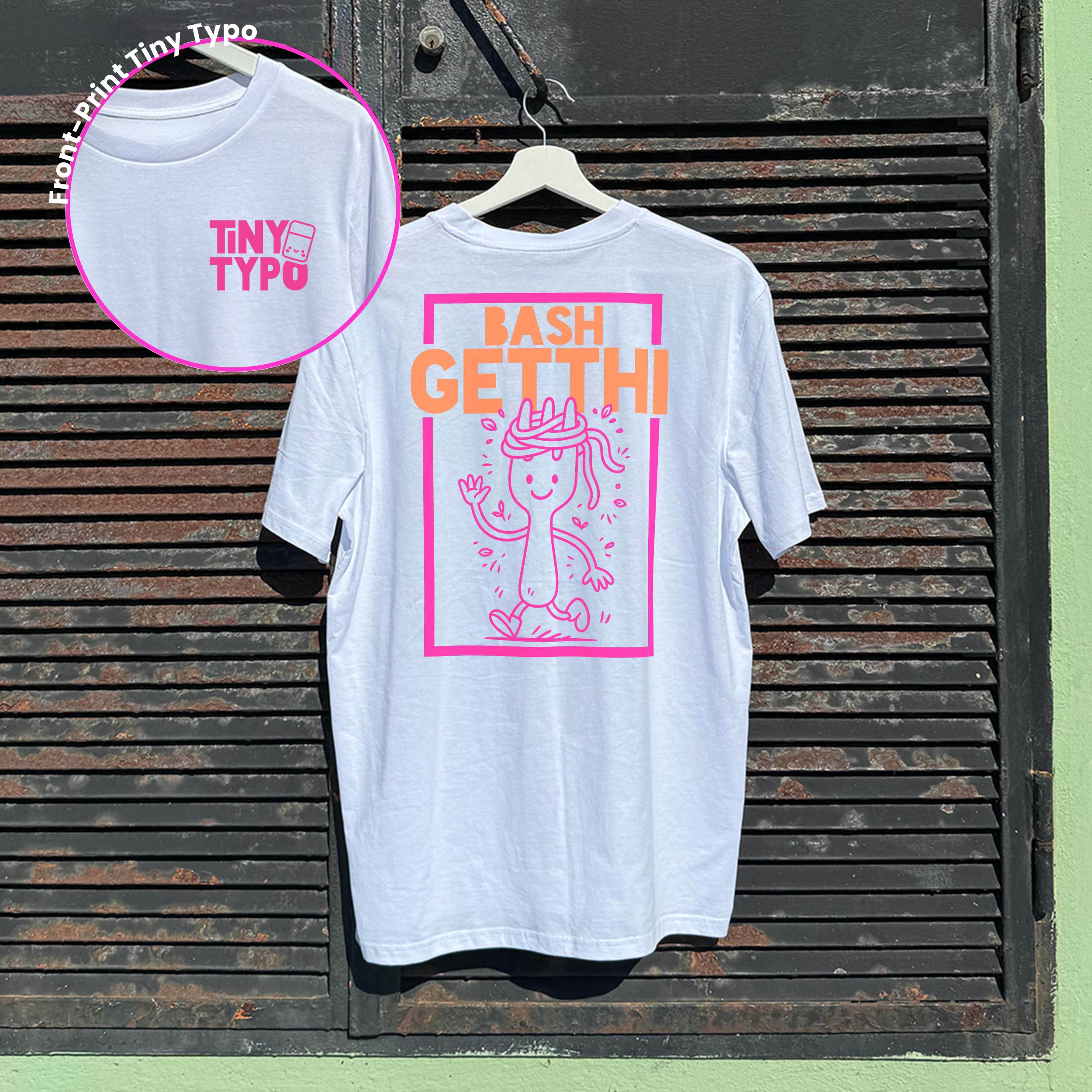 Bashgetthi Spaghetti Bio-T-Shirt – handbedruckt, nachhaltig, lang und lässig, weiß, Tiny Typo